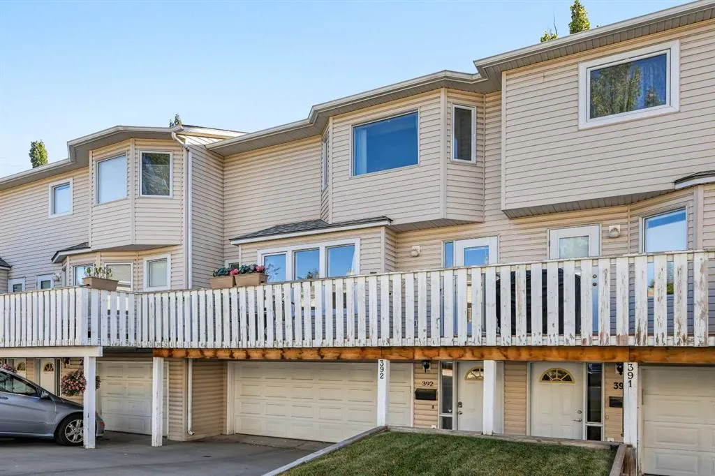392 Killarney Glen Court SW
