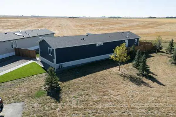 2037 Sunflower Crescent