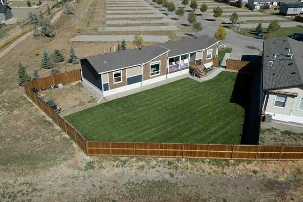 2037 Sunflower Crescent