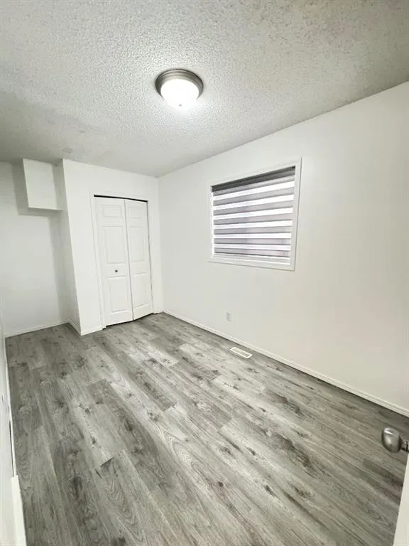 98 Tarawood Road NE
