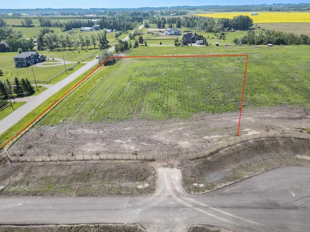 Lot 1 32 Street W