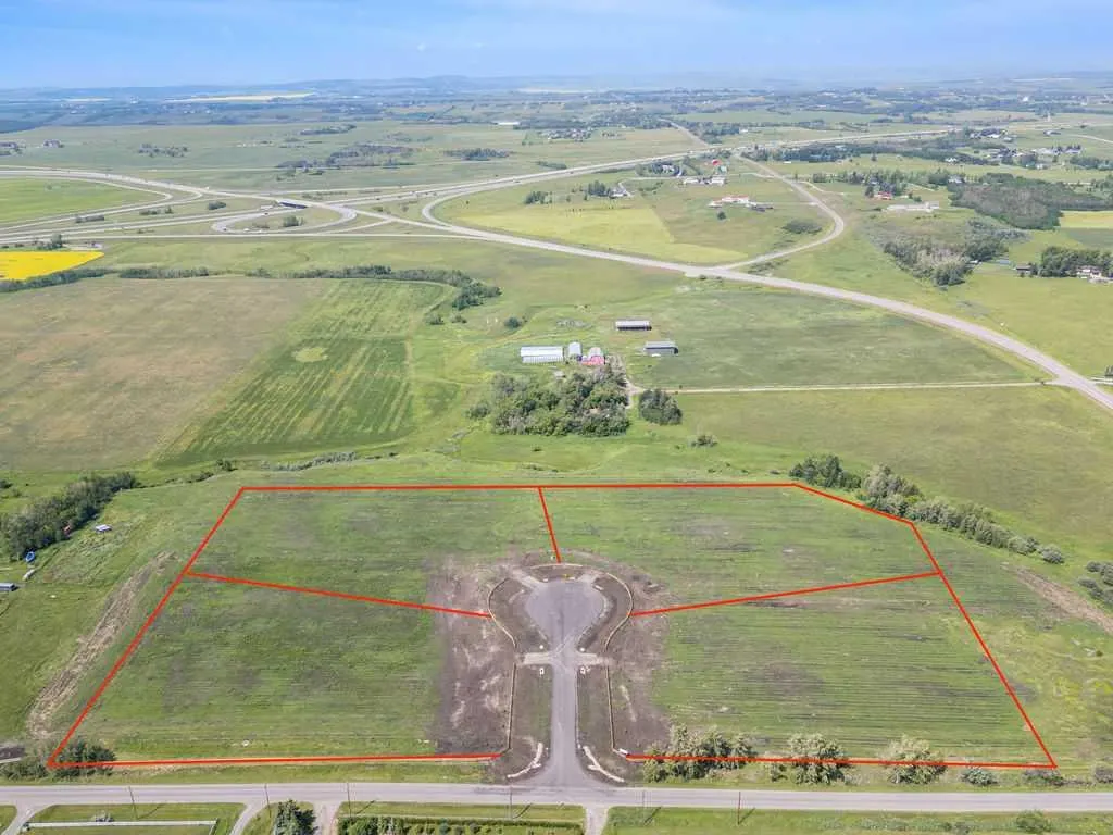 Lot 1 32 Street W