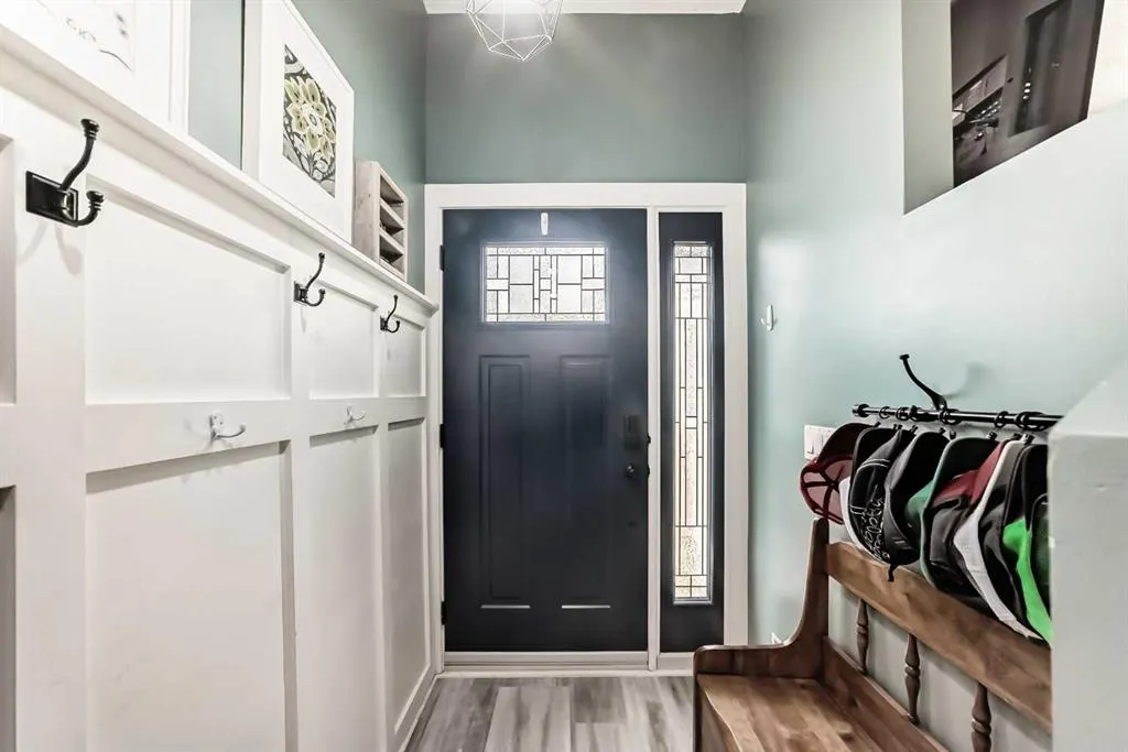 12 Taraglen Road NE