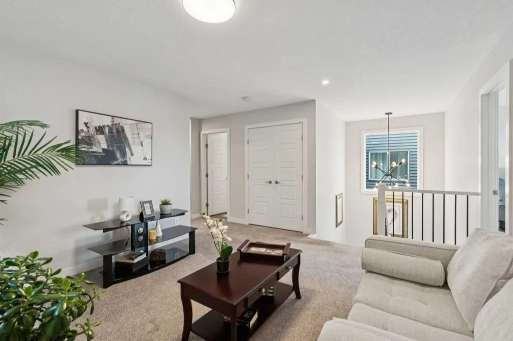 363 Precedence Hill