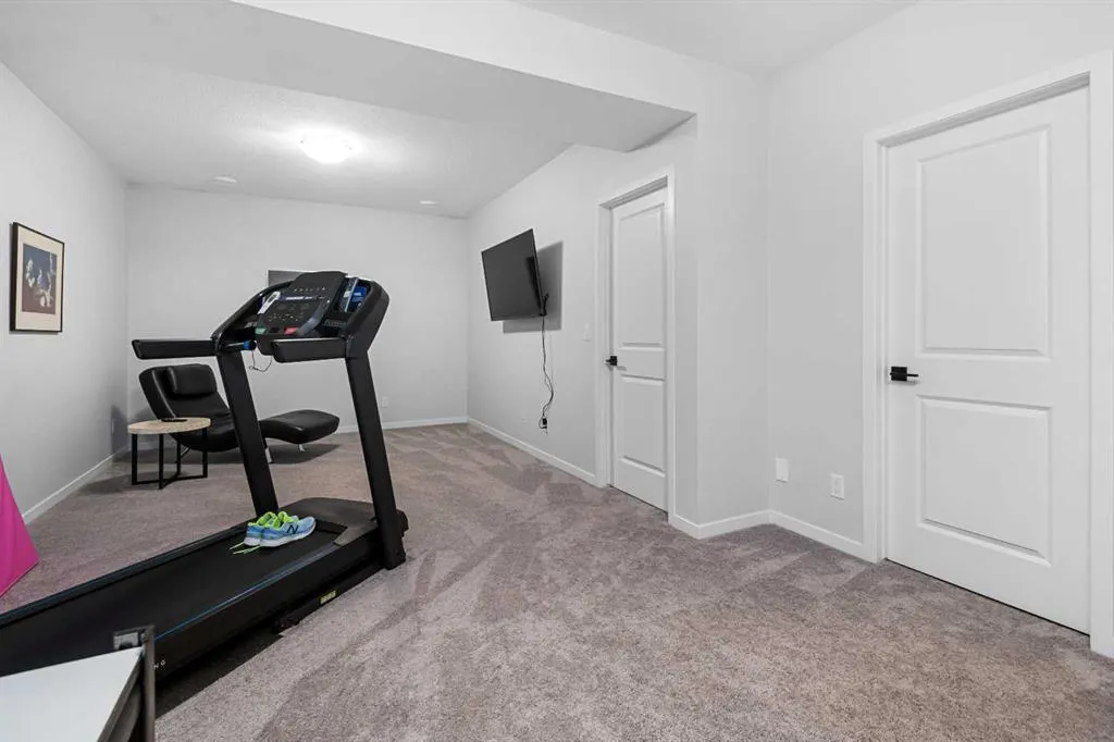 27 Seton Parade SE