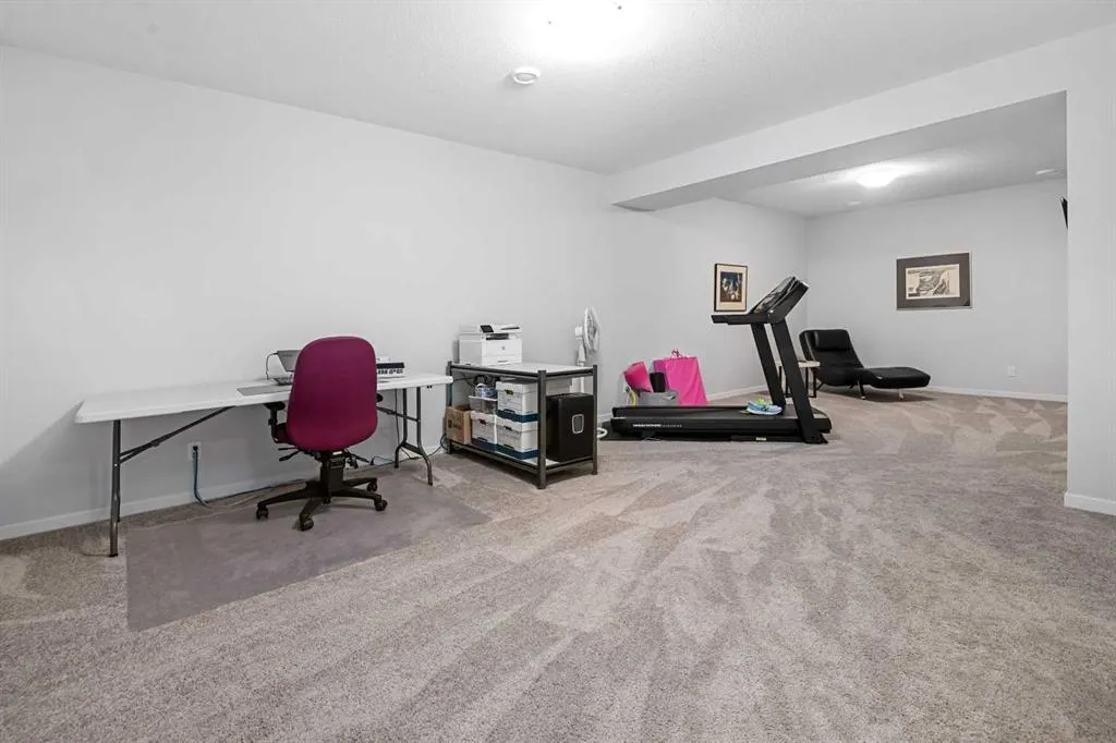 27 Seton Parade SE