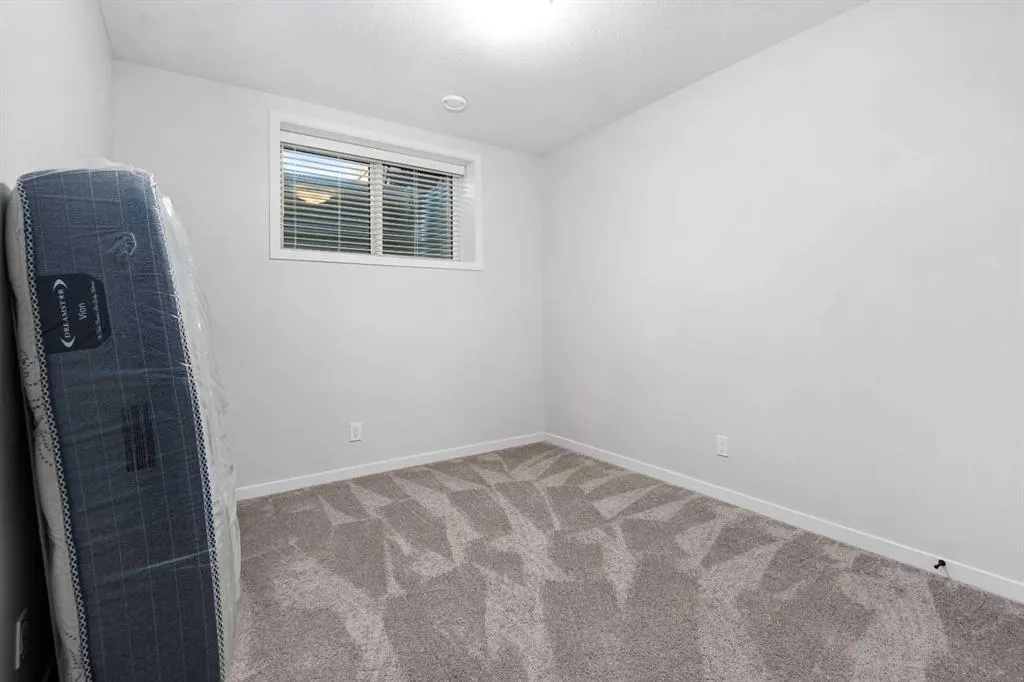 27 Seton Parade SE