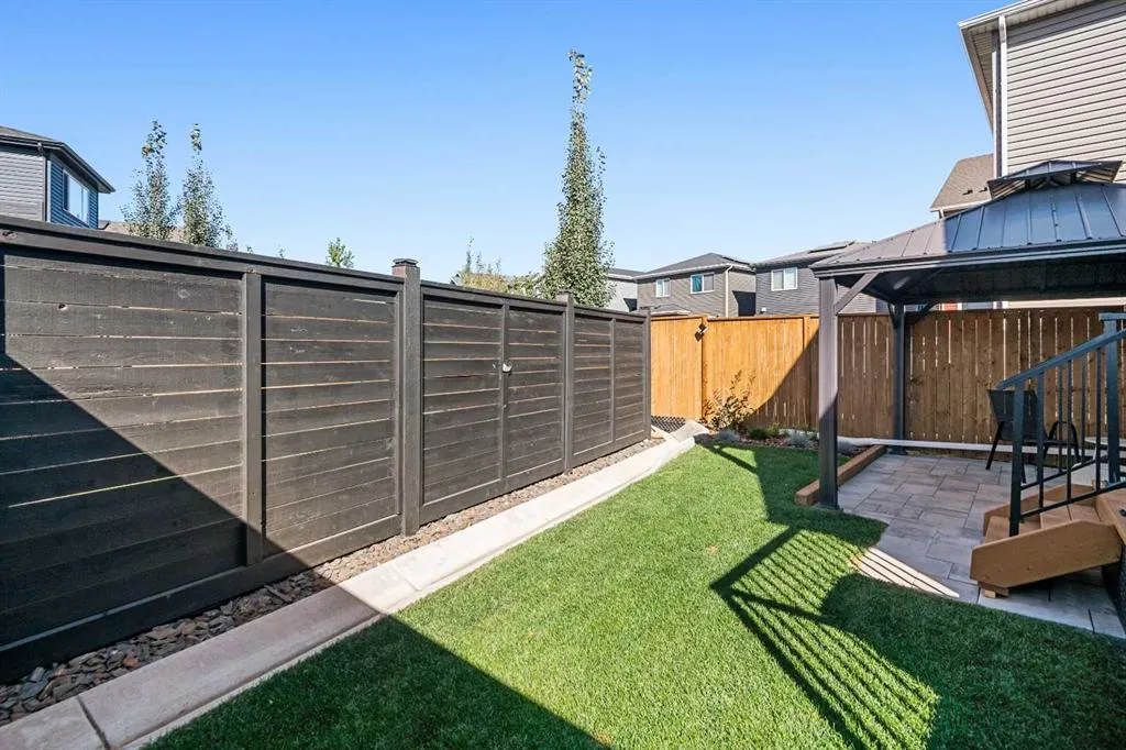 27 Seton Parade SE
