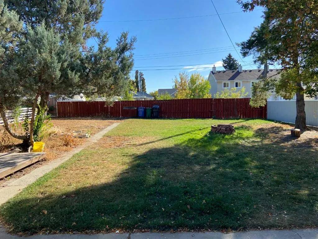 1209 7th Street North
