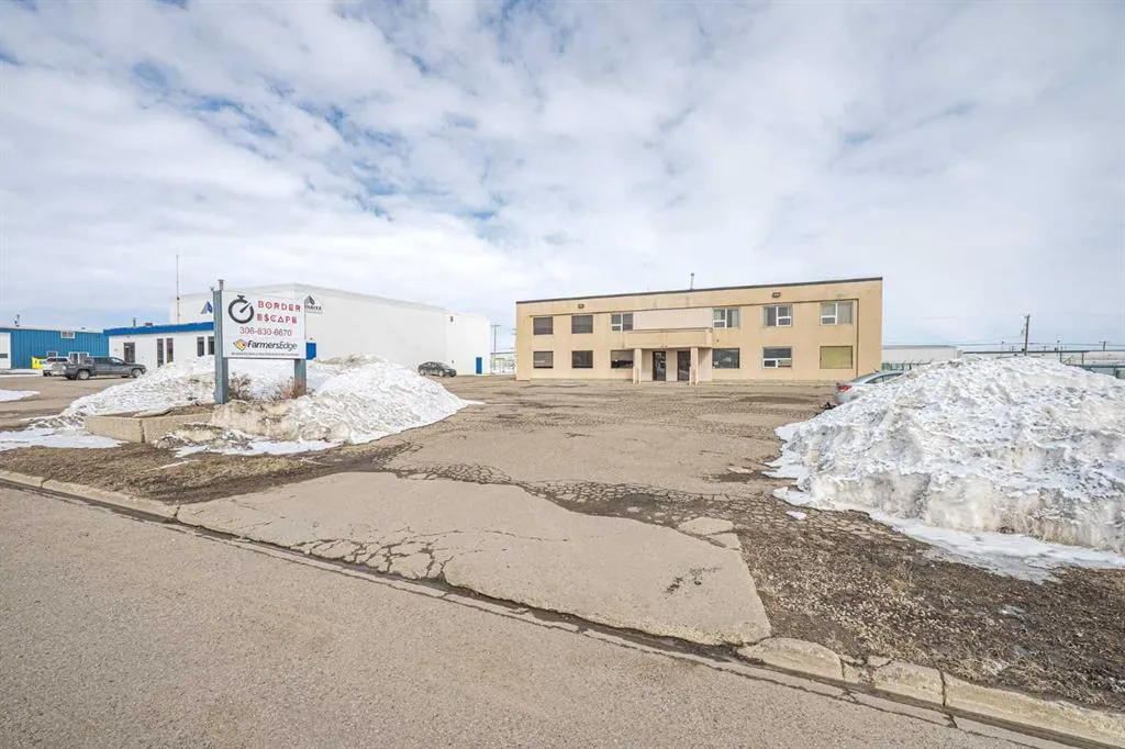 5208 62 Street, #Bay 4