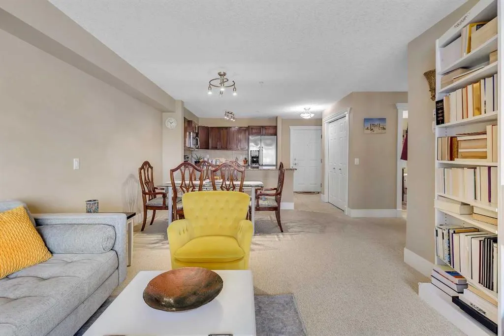 500 Rocky Vista Gardens NW, #126