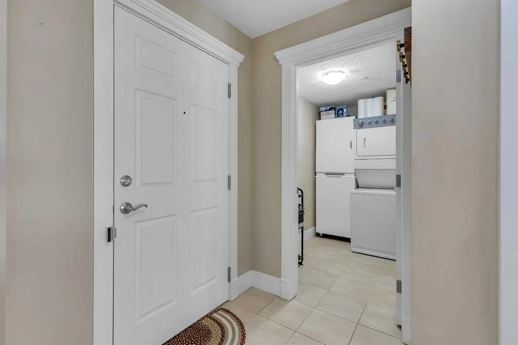 500 Rocky Vista Gardens NW, #126