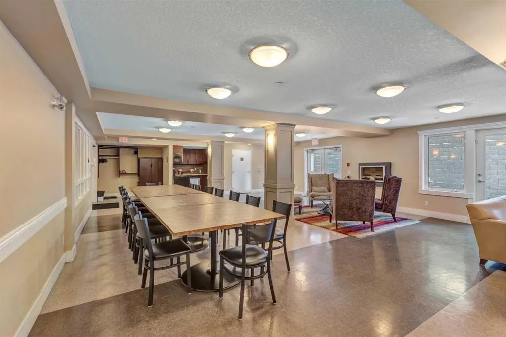 500 Rocky Vista Gardens NW, #126
