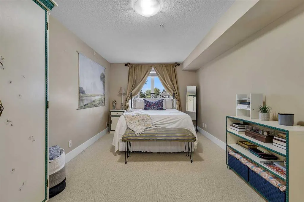 500 Rocky Vista Gardens NW, #126