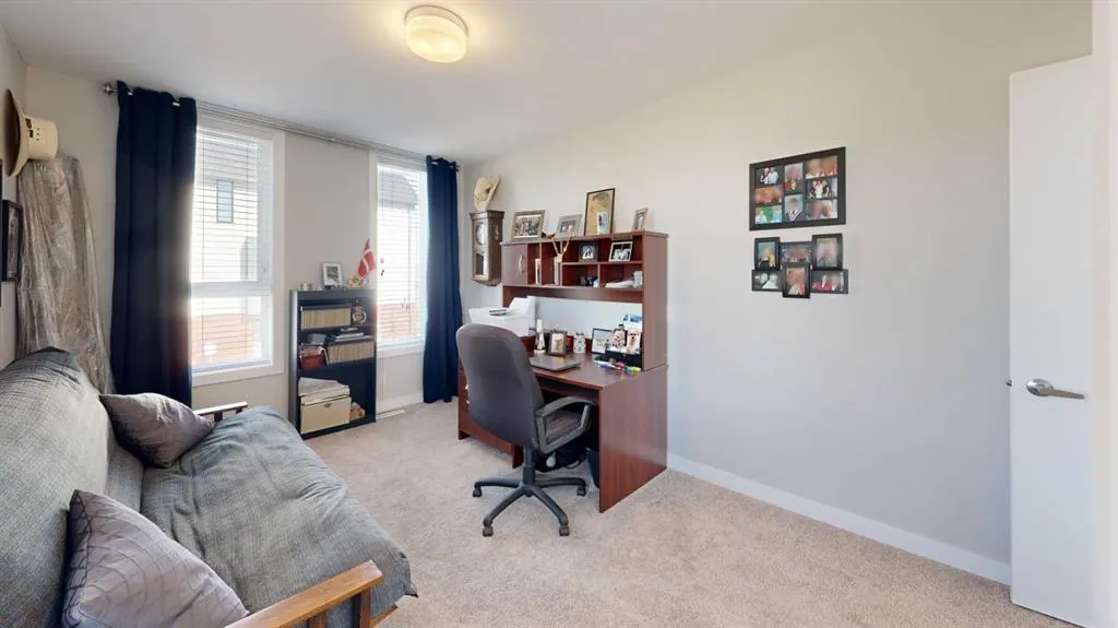 102 Drake Landing Wynd