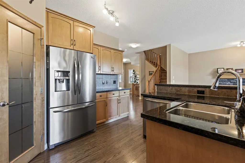 114 Everglen Crescent SW