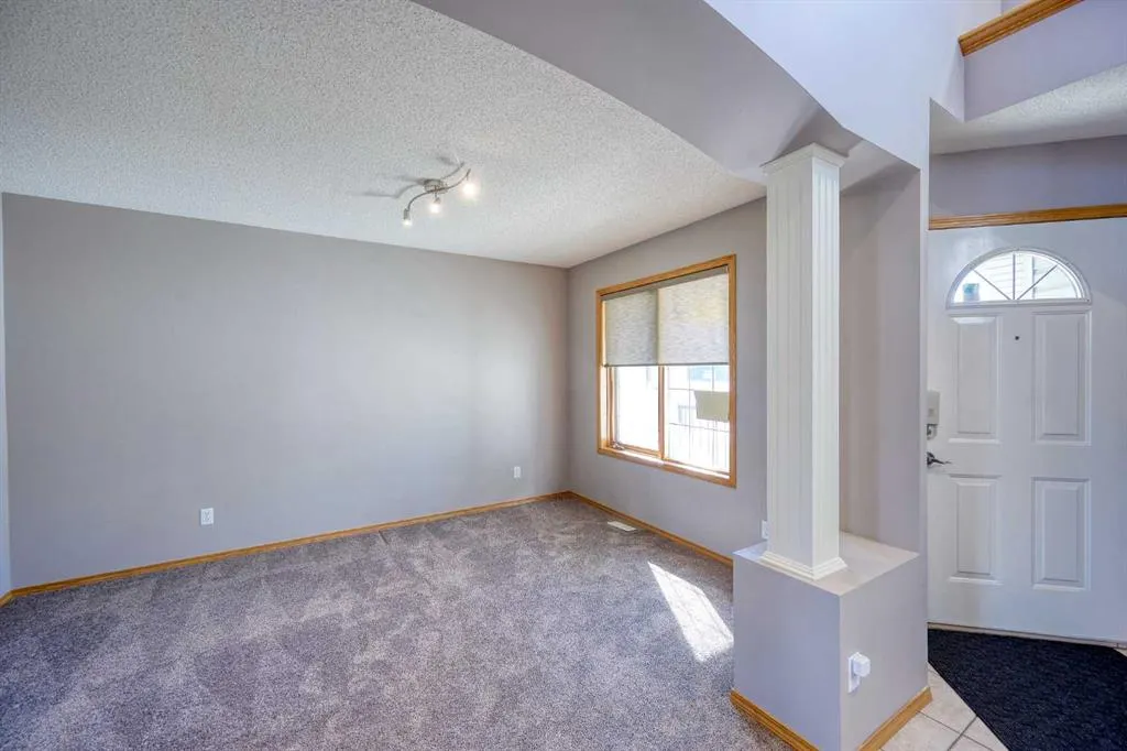 19 Westpoint Court SW