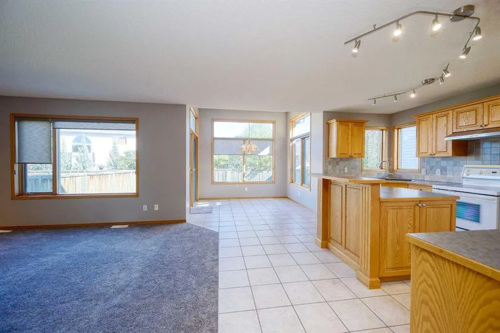 19 Westpoint Court SW