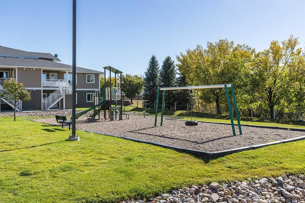 142 Southlands Pointe SE