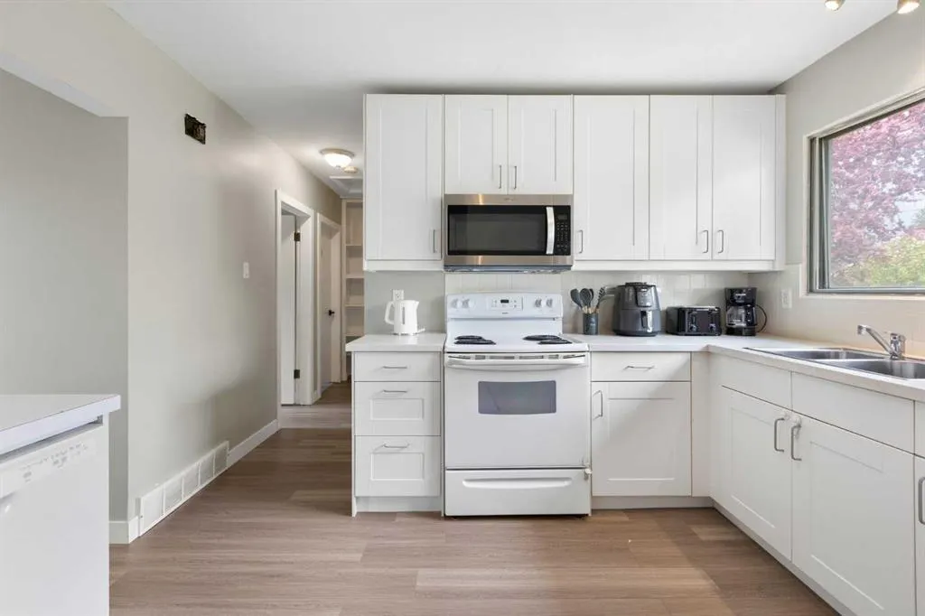 173 Gordon Drive SW