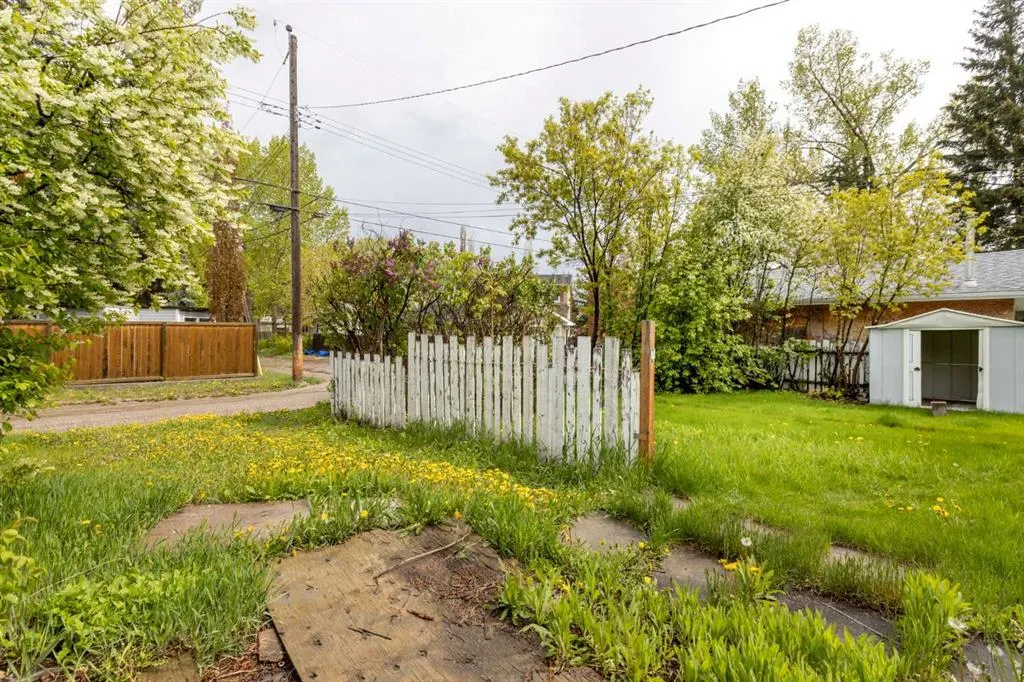 173 Gordon Drive SW