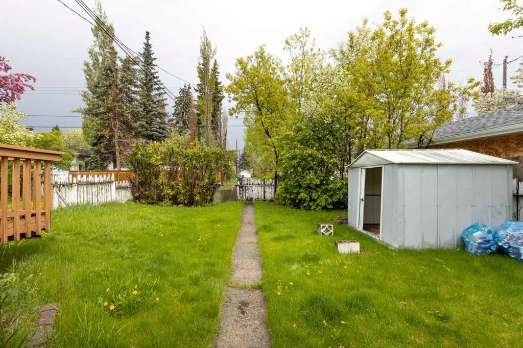 173 Gordon Drive SW