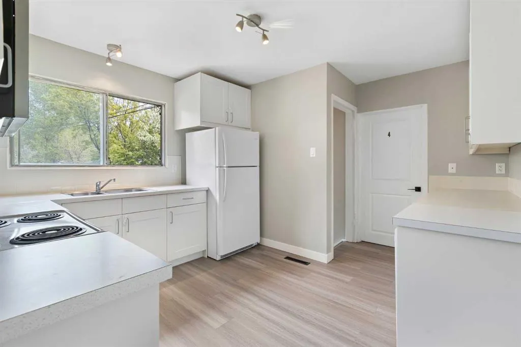 173 Gordon Drive SW