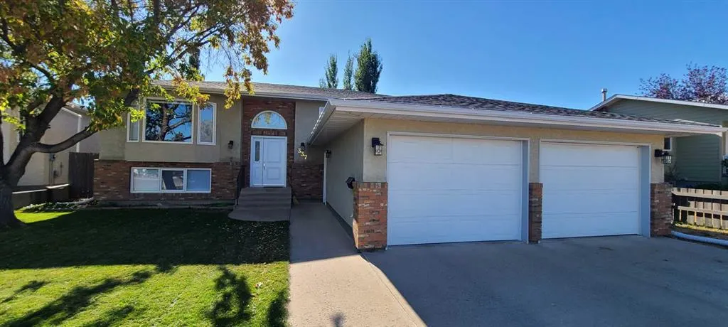 337 Ojibwa Place W