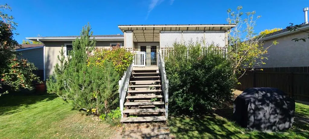 337 Ojibwa Place W