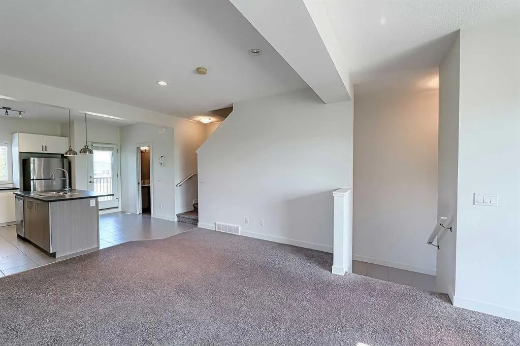 10 Walden Lane SE