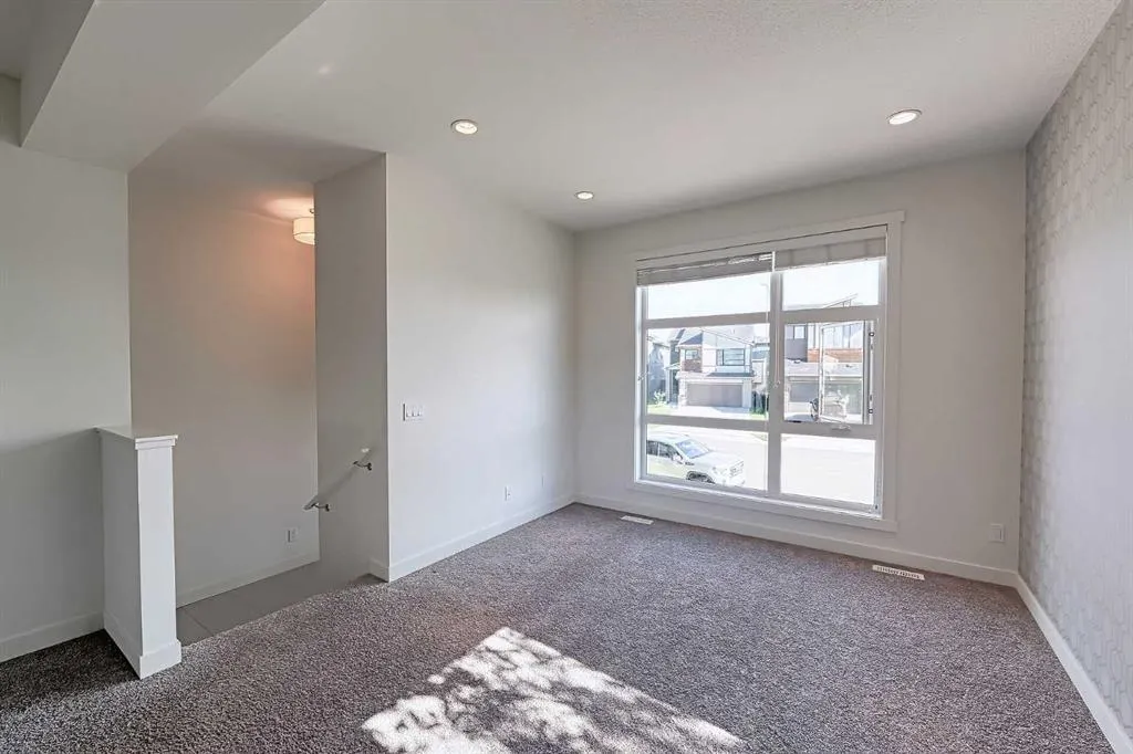 10 Walden Lane SE