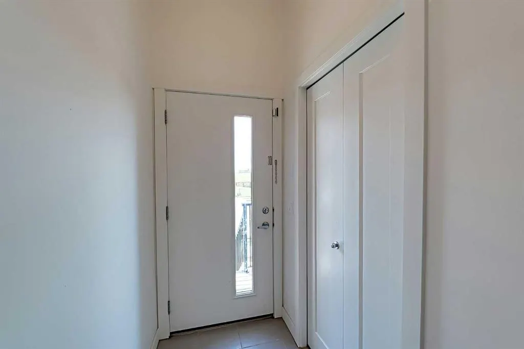 10 Walden Lane SE