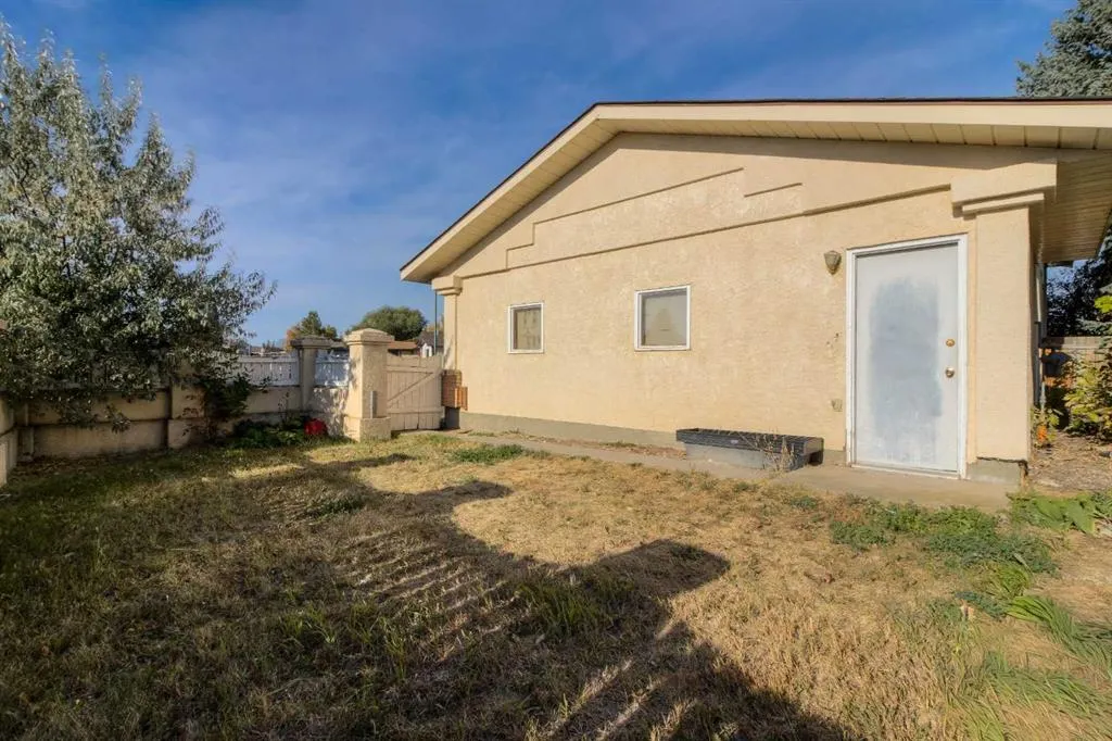 654 Columbia Boulevard W