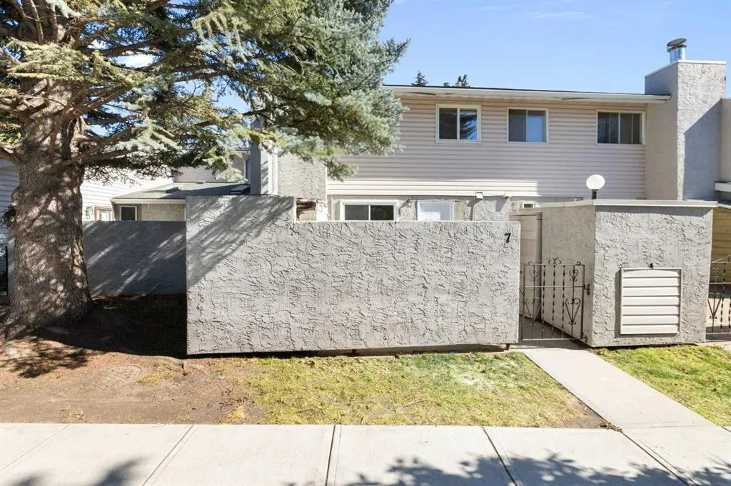 4915 45 Street SW, #7