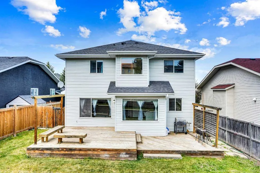 82 Edgevalley Close NW