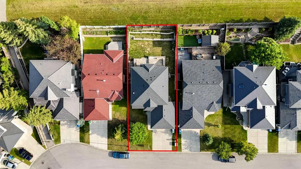 82 Edgevalley Close NW