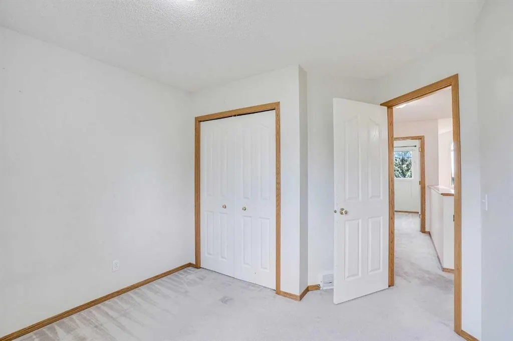 82 Edgevalley Close NW