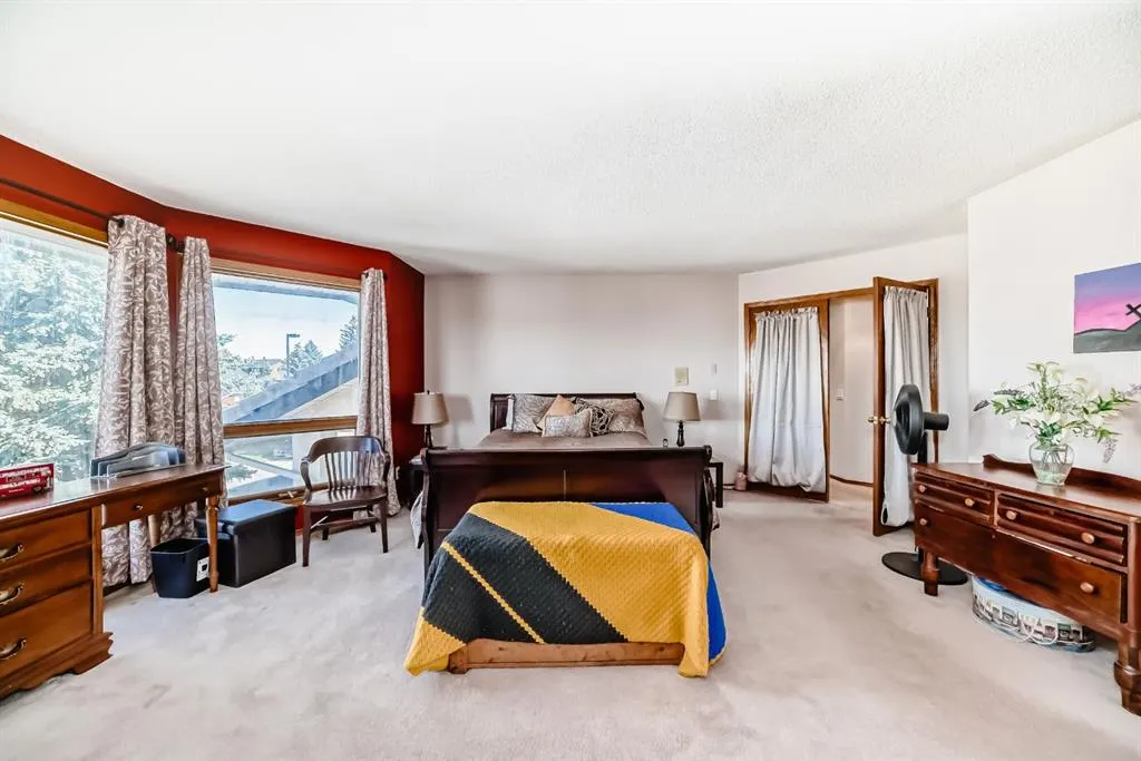 142 Edgeview Road NW
