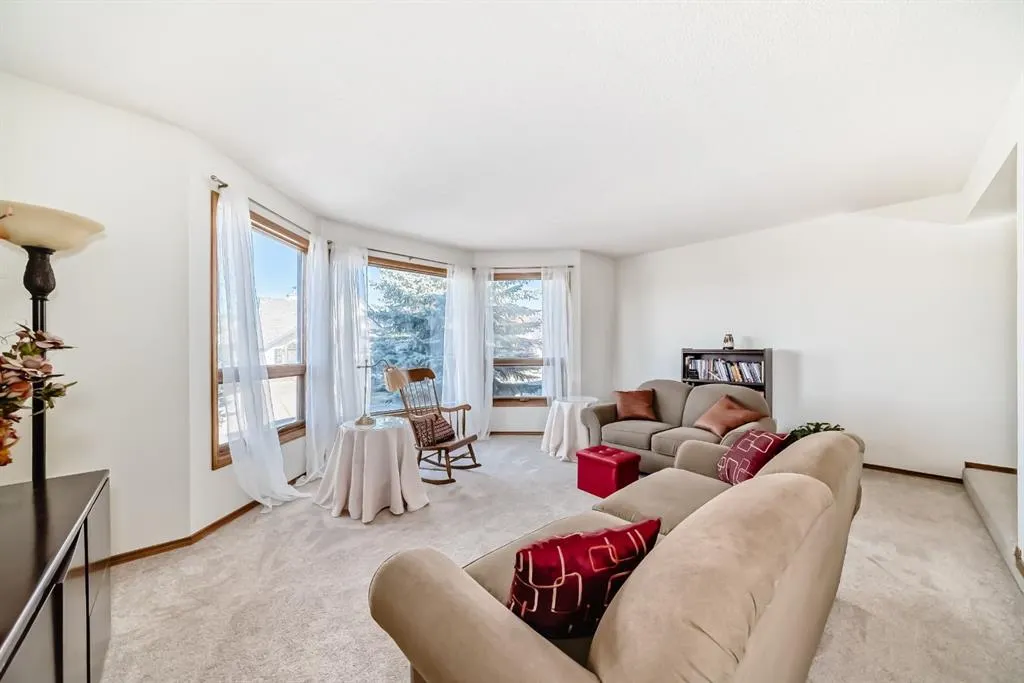 142 Edgeview Road NW