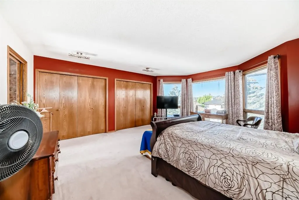 142 Edgeview Road NW