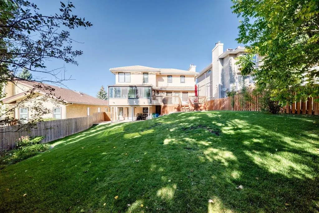142 Edgeview Road NW