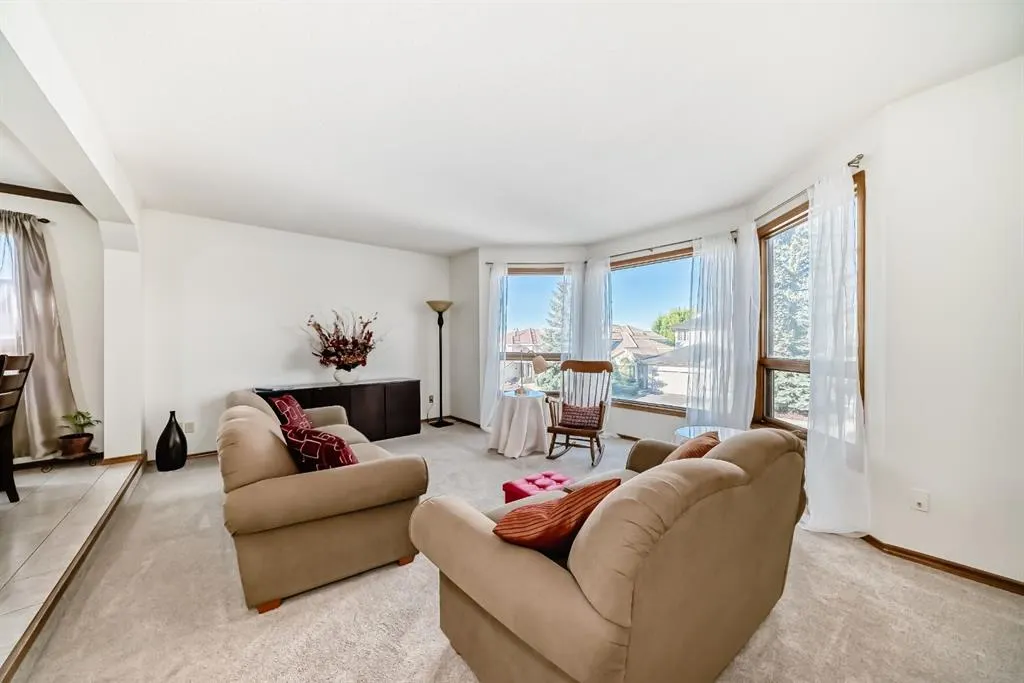 142 Edgeview Road NW