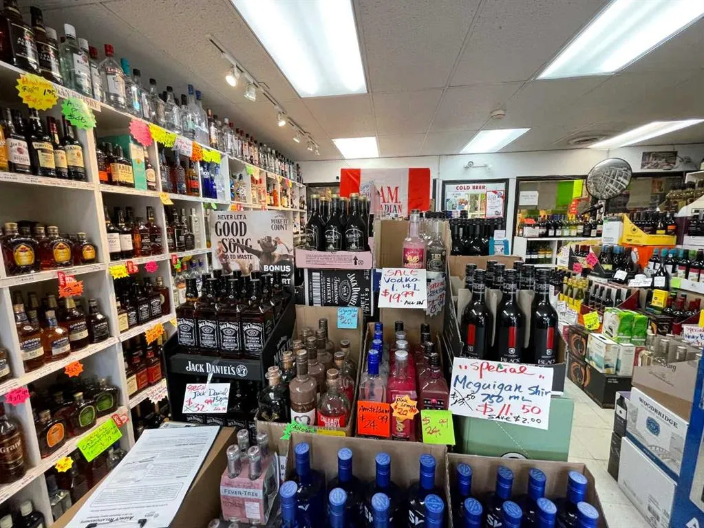 123 Centre Street NE, #123