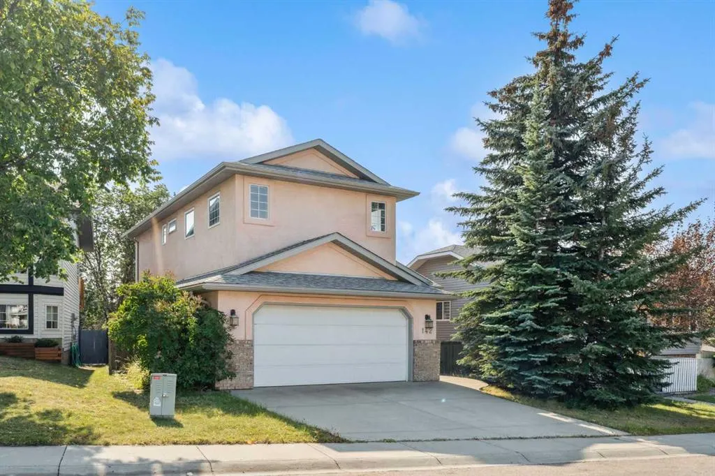 142 Elizabeth Way SE