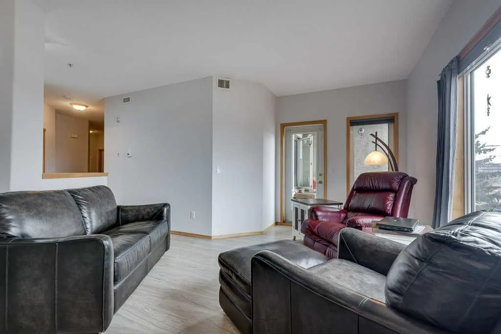 5300 48 Street, #304