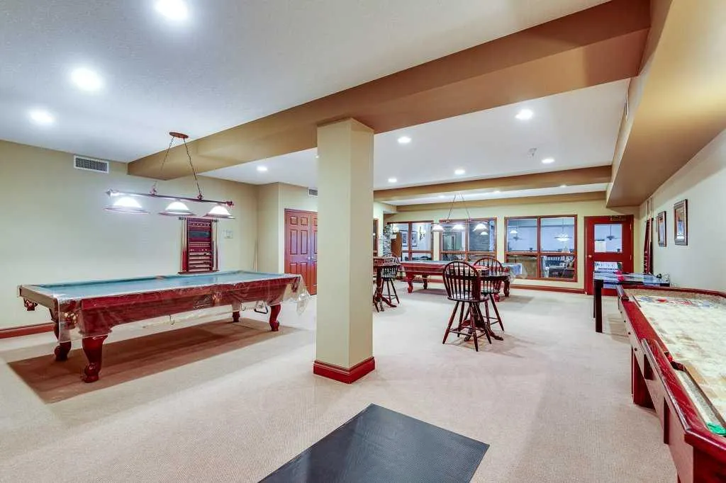 5300 48 Street, #304