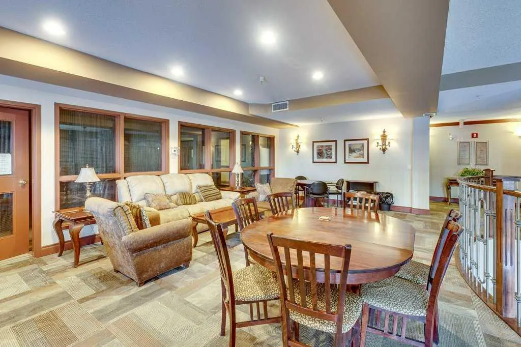 5300 48 Street, #304