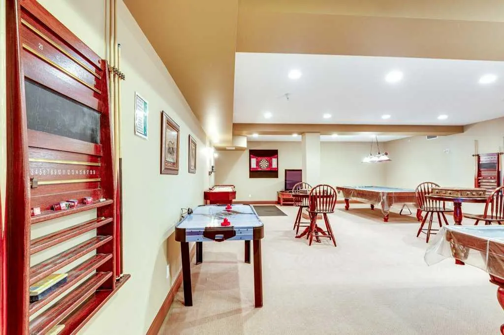 5300 48 Street, #304