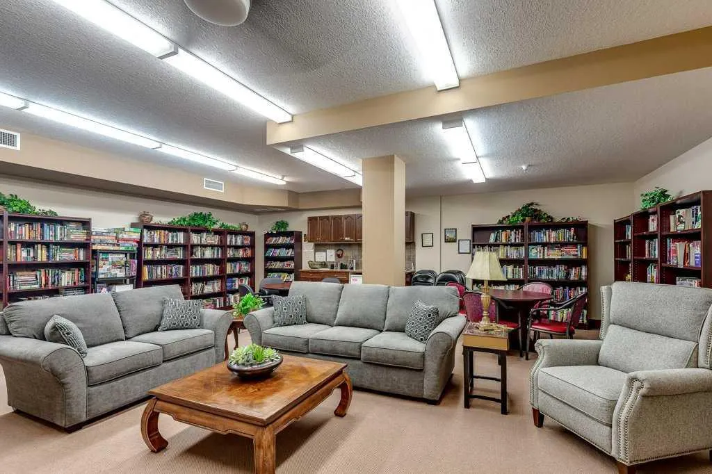 5300 48 Street, #304