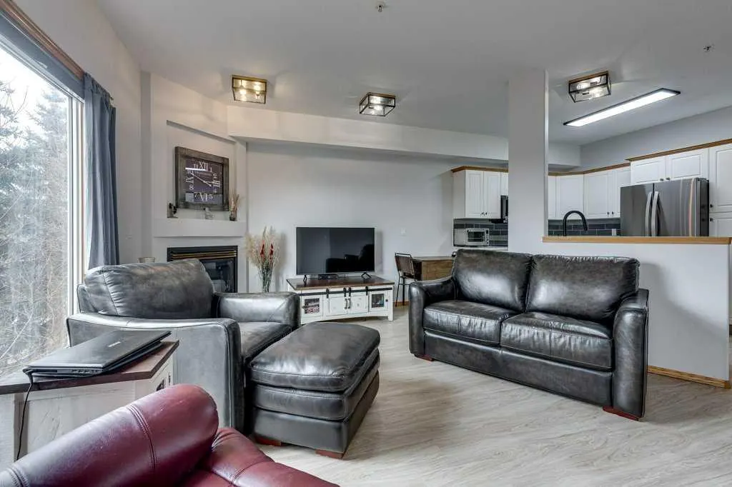 5300 48 Street, #304